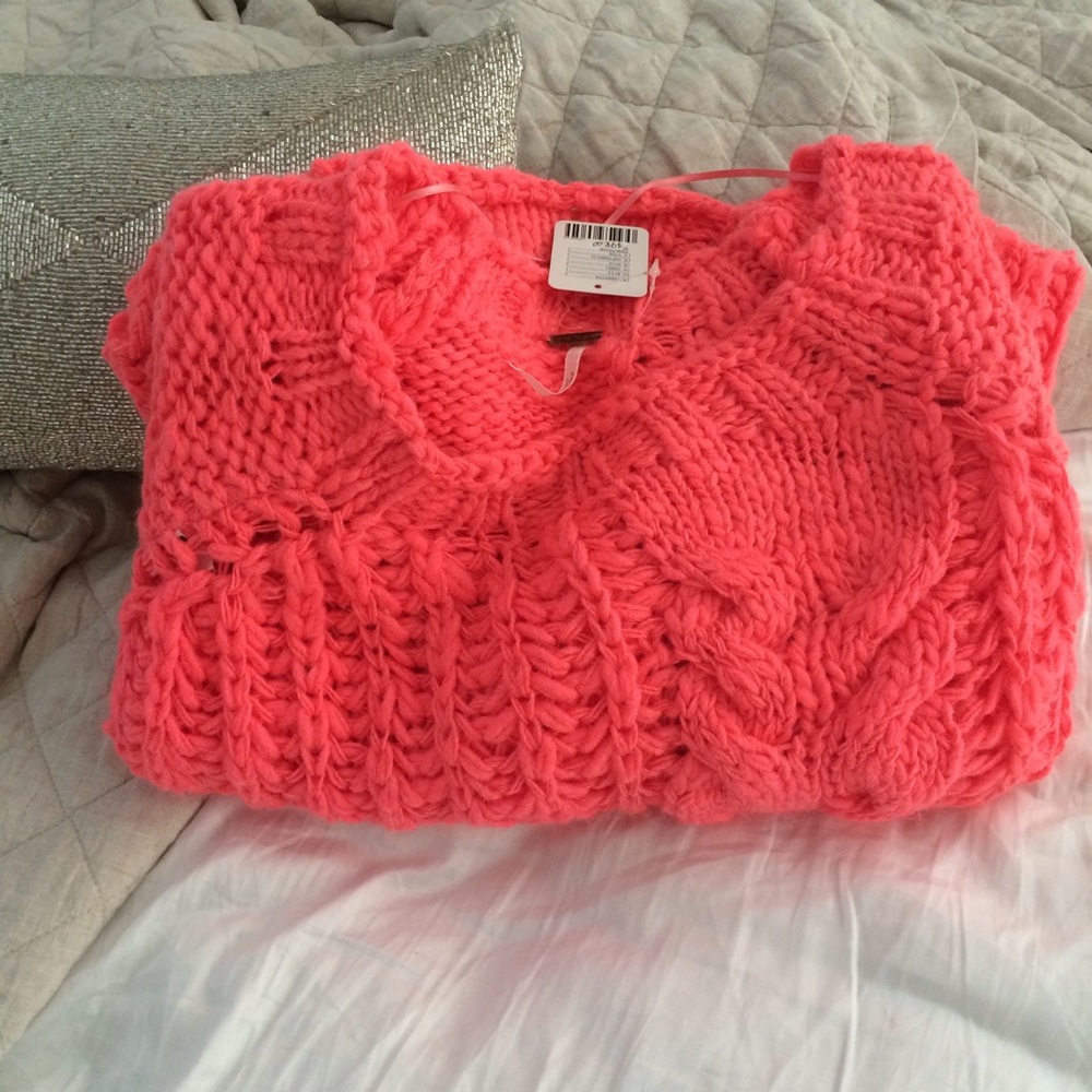 NWT Free People Chunky Cable Knit Sweater